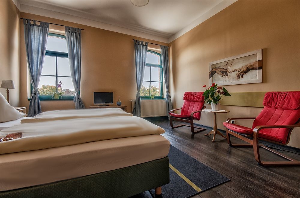 Hotel Zur Henne Naumburg  Luaran gambar