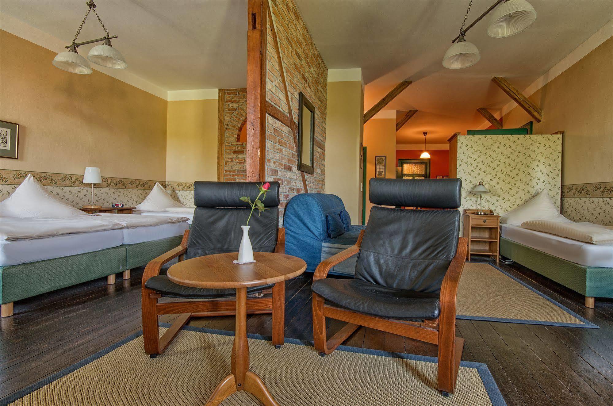 Hotel Zur Henne Naumburg  Luaran gambar