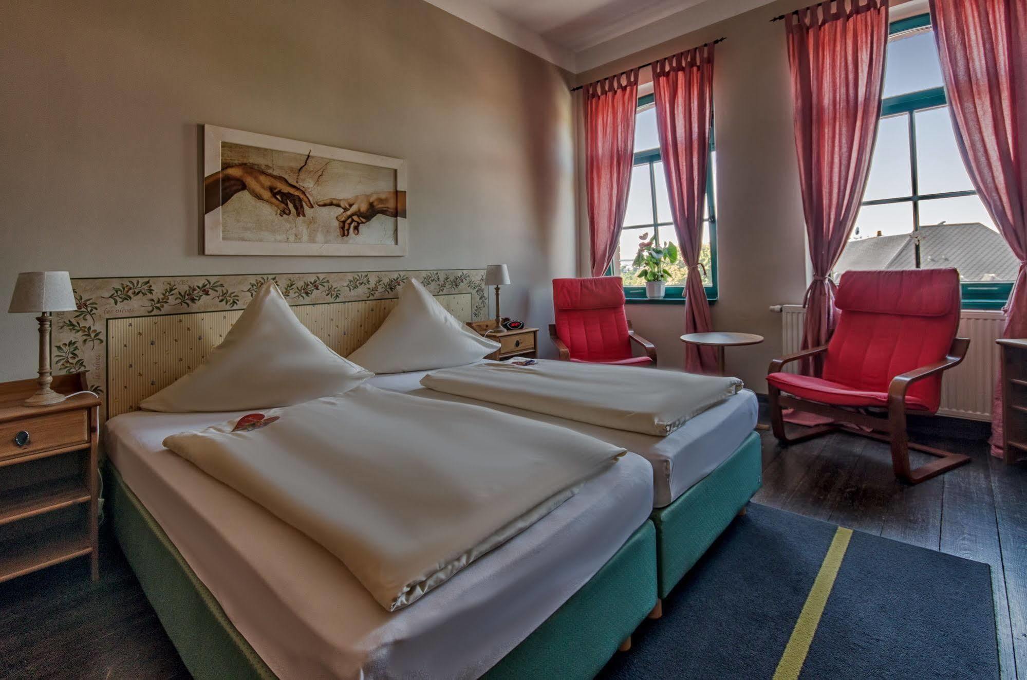 Hotel Zur Henne Naumburg  Luaran gambar