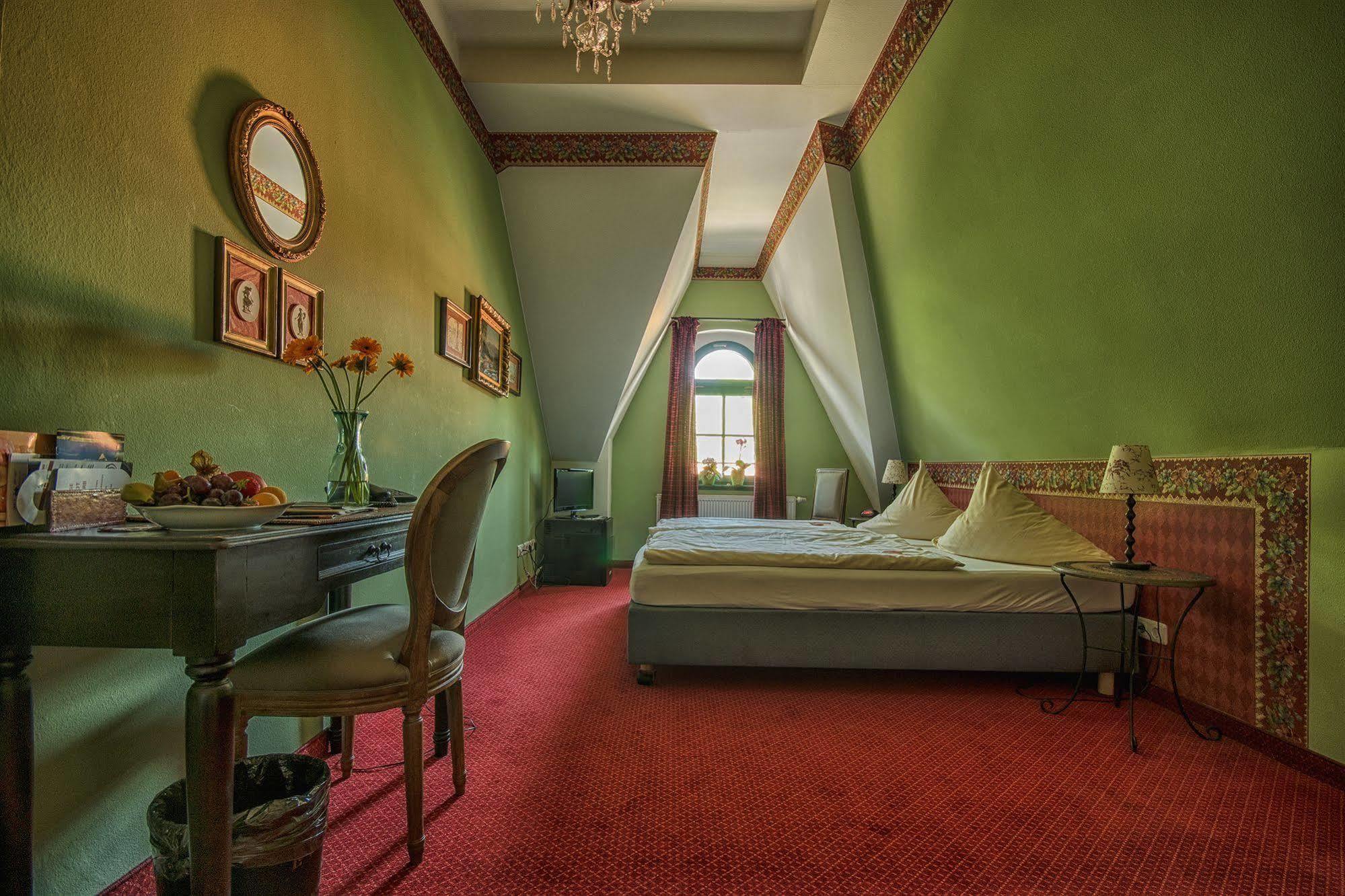 Hotel Zur Henne Naumburg  Luaran gambar